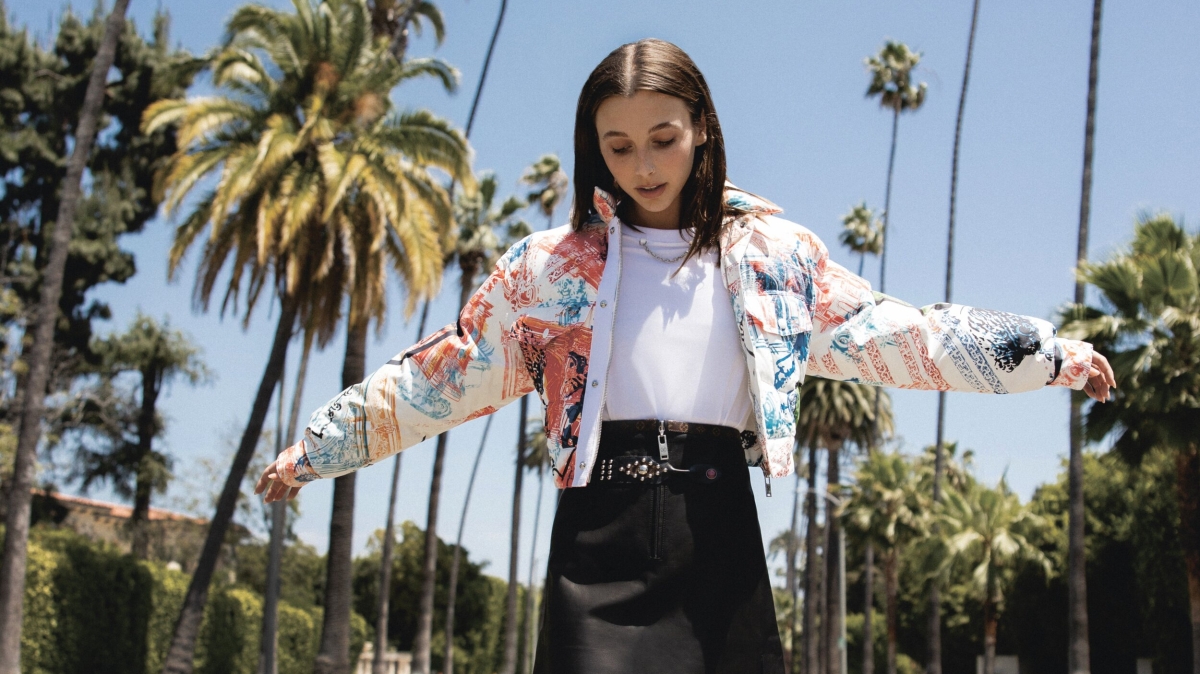 Emma Chamberlain on What It Means to Be an Icon in 2022